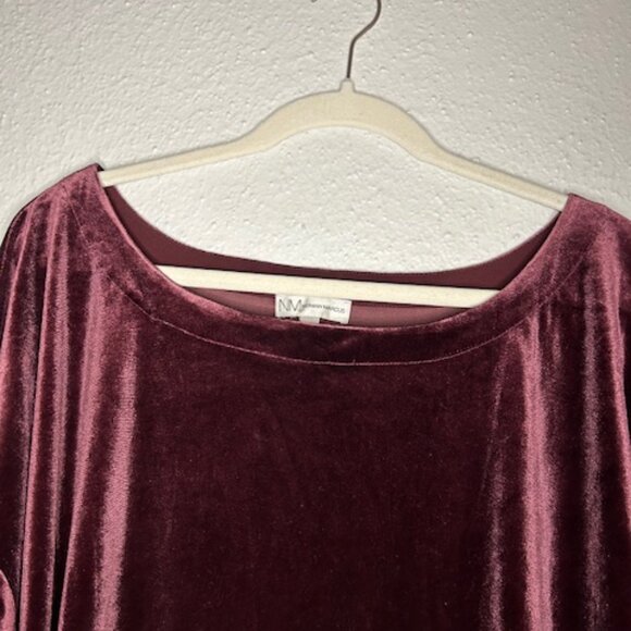 Neiman Marcus Velvet Top with Chiffon bottom layer Size 3X - Picture 5 of 7